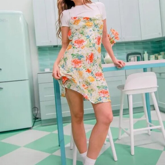 HYFVE Floral Cowl Neck Flirty Satin Mini Dress - Picture 7 of 11